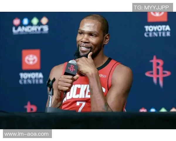 杜兰特生涯再创佳绩35分真实命中率超80成锋线第一 杜兰特生涯再创佳绩35分真实命中率超80成锋线第一